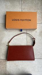 Originele louis vuitton epi pochette, Zo goed als nieuw, Avondtasje, Ophalen, Overige kleuren