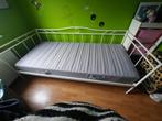 Bed 90x200 ijzer, wit, met lattenbodem + matras, Ophalen, 90 cm, Eenpersoons, Wit