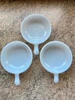 Glasbake vintage schalen met handvat - 3 stuks, Ophalen of Verzenden, Effen, Glas, Schaal of Schalen