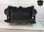RADIATEUR COMPLEET Audi Q8 (4MN) (01-2018/10-2020), Gebruikt, Audi
