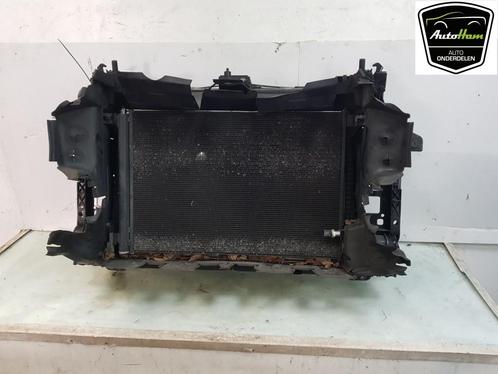 RADIATEUR COMPLEET Audi Q8 (4MN) (01-2018/10-2020), Auto-onderdelen, Airco en Verwarming, Audi, Gebruikt
