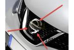 Nissan Qashqai embleem logo ''Nissan'' voorzijde Origineel!, Auto-onderdelen, Nieuw, Nissan, Verzenden