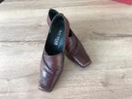 Schoenen als nieuw / maat 40, Kleding | Dames, Schoenen, Pumps, Bruin, Ophalen of Verzenden, Zo goed als nieuw