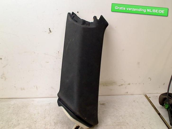 C STIJL BEKLEDING RECHTS s-line A4 Avant (B8) (8k9867288), Auto-onderdelen, Interieur en Bekleding, Audi, Gebruikt