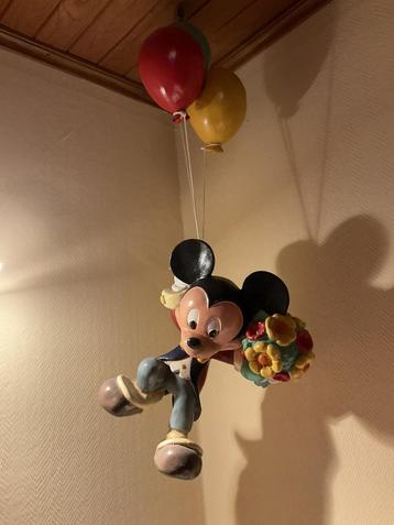 Disneybeeld - Mickey Mouse en ballonnen beschikbaar voor biedingen