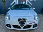 Alfa Romeo Giulietta 1.6 JTD *Turismo Sport*Cuire*Xénon*Gar, Auto's, Alfa Romeo, Euro 5, 105 pk, Gebruikt, Zwart