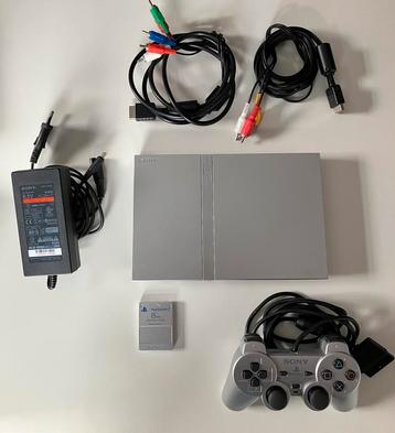 Playstation 2 slim zilver retro old school beschikbaar voor biedingen