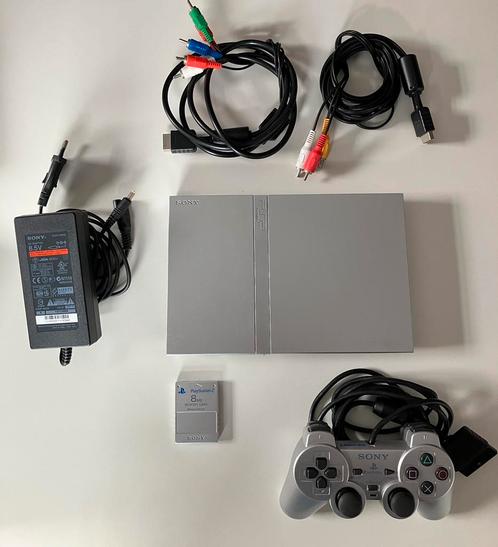 Playstation 2 slim zilver retro old school, Games en Spelcomputers, Games | Sony PlayStation 2, Zo goed als nieuw, Verzenden