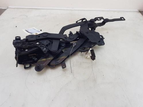 CABRIODAK SCHARNIER BMW 8 serie (G14) (|54377443103|), Auto-onderdelen, Overige Auto-onderdelen, BMW, Gebruikt