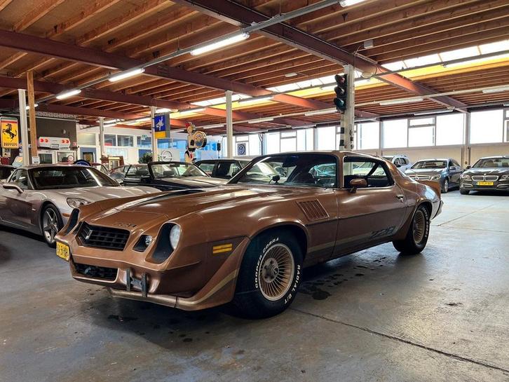 Chevrolet Camaro Z28 bj.1979 T-top|Handbak|Originele staat., Auto's, Chevrolet, Camaro, Elektrische ramen, Lederen bekleding, Lichtmetalen velgen