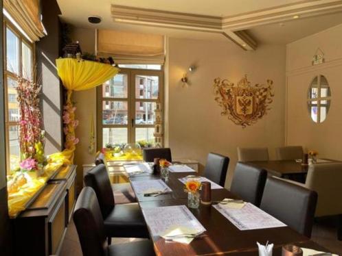 Uitstekend draaiend succesvol restaurant over te nemen te Si, Zakelijke goederen, Overige Zakelijke goederen, Ophalen of Verzenden