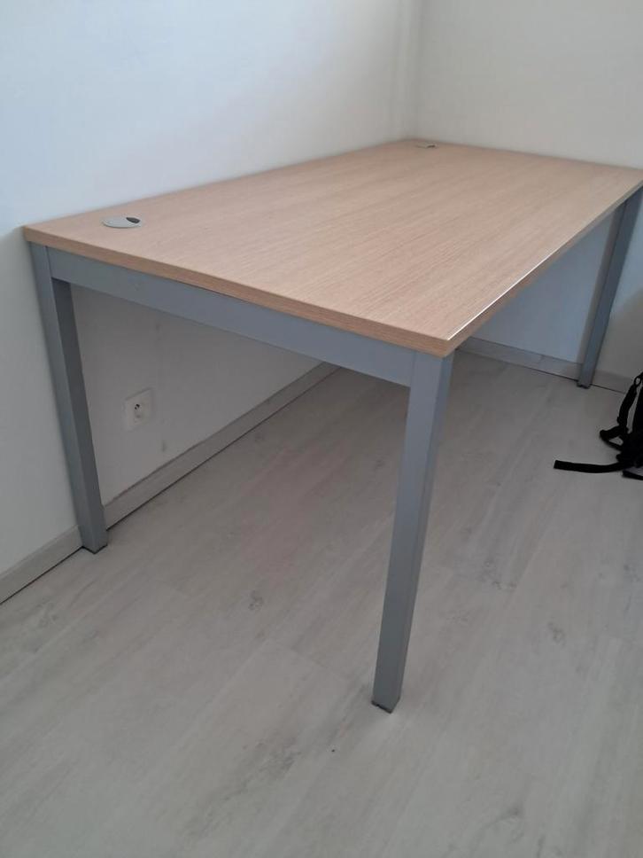 Bureau 160  80 cm, Huis en Inrichting, Bureaus, Zo goed als nieuw, Bureau, Ophalen