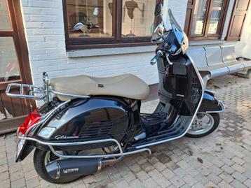 Vespa GTS 250 ie disponible aux enchères