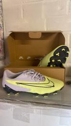 Nike phantom voetbal schoen maat9,5, Ophalen of Verzenden, Zo goed als nieuw, Schoenen