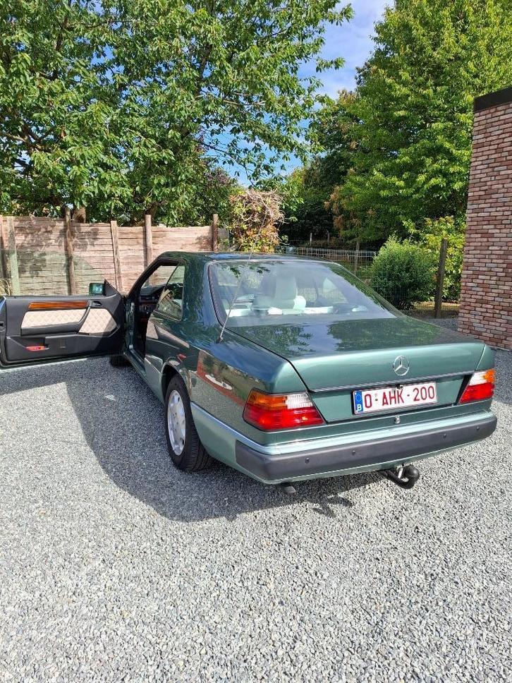 auto oldtimer VASTE PRIJS 6200 EURO, Autos, Oldtimers & Ancêtres, Particulier, Mercedes-Benz, Essence, Coupé, 2 portes, Boîte manuelle