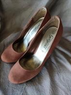 Your feet look gorgeous, nubuck - size 38, Kleding | Dames, Ophalen of Verzenden, Gedragen