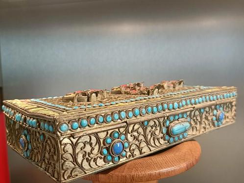 Ancienne boîte en VERMEIL Argent massif plaqué or. 1850/90., Antiquités & Art, Antiquités | Argent & Or, Or, Argent