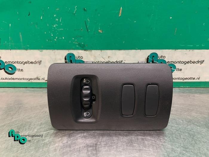 Schakelaar Koplamp Ihv van een Renault Clio (Clio 3 06-), Auto-onderdelen, Dashboard en Schakelaars, Renault, Gebruikt, 3 maanden garantie