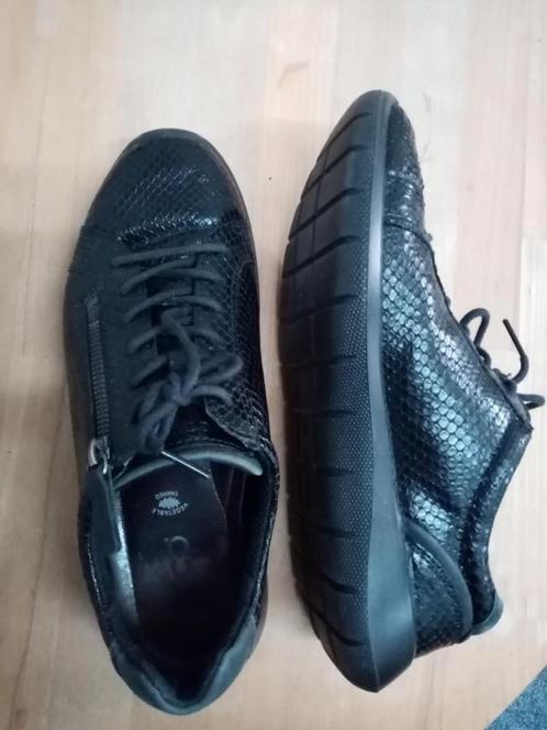 ECCO zwart veter- schoenen rits lage hakken + borstel mt 39, Kleding | Dames, Schoenen, Schoenen met lage hakken, Zwart, Ophalen of Verzenden