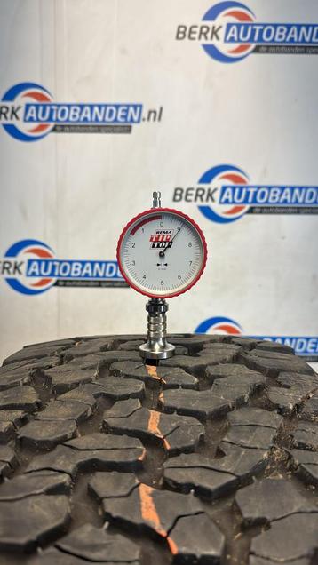 2x BF Goodrich All Terrain T/A KO2 265/60 R18 119/116S 265/6 beschikbaar voor biedingen