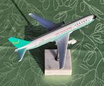 Uniek metalen schaalmodel Boeing 737 China Yunnan Airlines, Verzamelen, Luchtvaart en Vliegtuigspotten, Schaalmodel, Zo goed als nieuw