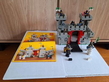 Lego 6073 Knight's Castle met boekje.