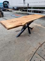 Table tronc d'arbre, prix déstockage 595 euros