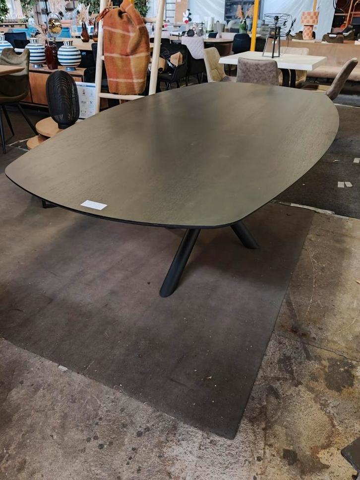 Eetkamertafel eik fineer zwart (PROMO), Huis en Inrichting, Woonaccessoires | Overige, Nieuw, Ophalen