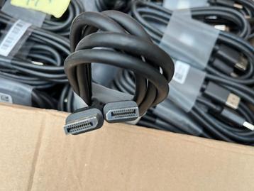 Groot lot DISPLAYPORT kables beschikbaar voor biedingen