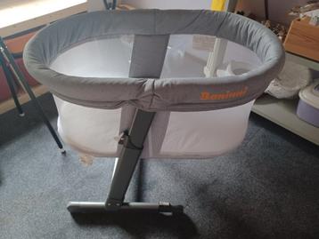 Baninni wieg Co sleeper wiegje zo goed als nieuw. beschikbaar voor biedingen
