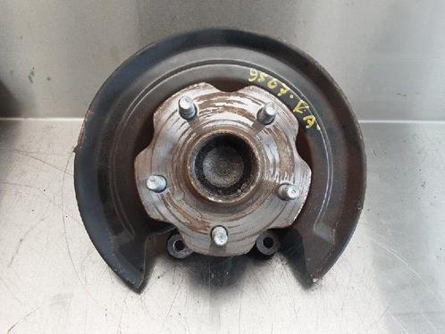 WIELNAAF ACHTER Toyota Auris (E18) (01-2012/03-2019), Auto-onderdelen, Remmen en Aandrijving, Toyota, Gebruikt