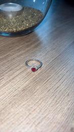 Pandora red heart ring, Handtassen en Accessoires, Ringen, Gebruikt, 20 of groter, Ophalen of Verzenden, Dame