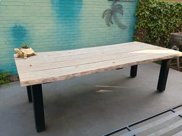 Tuintafel massief eik - boomstam -zo goed als nieuw, Tuin en Terras, Ophalen, Zo goed als nieuw