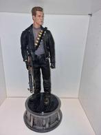 HOT DEALTerminator 2 T-800 Premium Format Statue Sideshow !!, Verzamelen, Film en Tv, Gebruikt, Film, Beeldje, Replica of Model