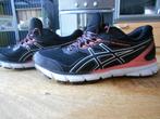 DECATHLON....OASICS 37...chaussures dame  NEUVES, Kleding | Dames, Zwart, Nieuw, Ophalen of Verzenden, Sneakers