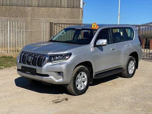 Toyota Land Cruiser 2.8 D-4D Comfort  automatique 7 places, Auto's, Toyota, Landcruiser, 4x4, ABS, Airbags, Airconditioning, Bluetooth
