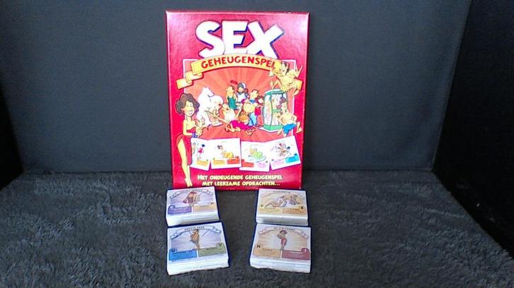 STOPZETTING VERZAMELING Liefdes geheugenspel, Hobby en Vrije tijd, Gezelschapsspellen | Bordspellen, Gebruikt, Ophalen of Verzenden