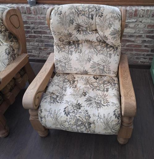 2 stoffen, eenzitzetels, eikenhouten omkadering, Huis en Inrichting, Fauteuils, Gebruikt, Hout, Stof, 50 tot 75 cm, Minder dan 75 cm