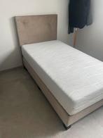 Lit pour tout-petit en velours taupe, Enfants & Bébés, Chambre d'enfant | Lits, 160 à 180 cm, Matelas, Enlèvement, 85 à 100 cm