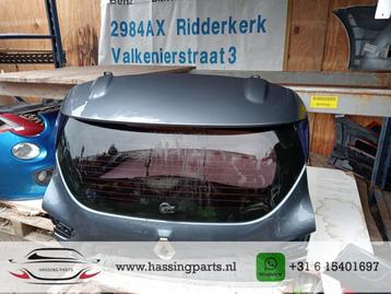 Achterklep van een Renault Clio (TEGNE) beschikbaar voor biedingen