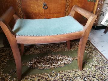Antiek houten zitbankje 
