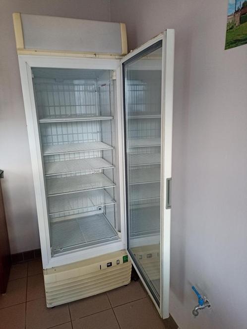 Diepvrieser, Elektronische apparatuur, Koelkasten en IJskasten, Zo goed als nieuw, Ophalen of Verzenden