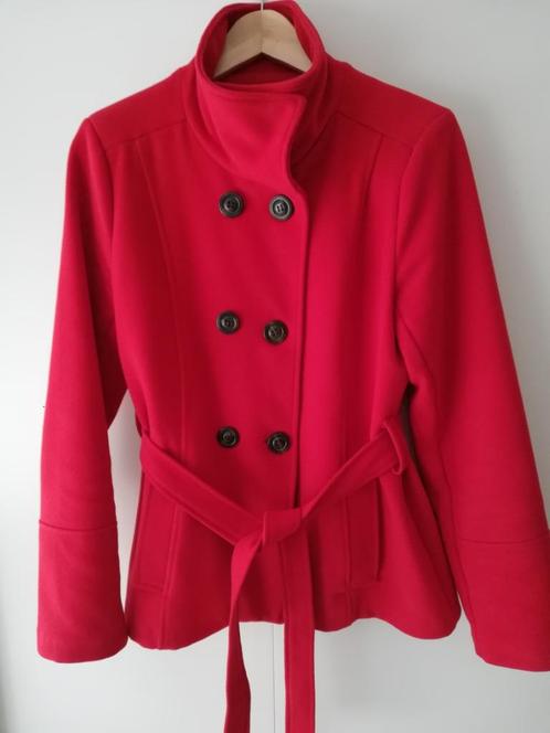 Mooi rood jasje, mt 38 van LolaLiza, Vêtements | Femmes, Vestes | Été, Comme neuf, Taille 38/40 (M), Rouge, Enlèvement ou Envoi