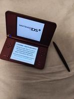 Bordeaux DSI Xl + 7 games o.a. Pokémon, Ophalen, Zo goed als nieuw, Dsi