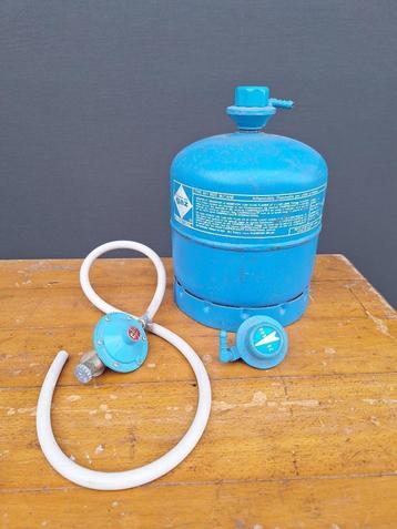 Gasfles klein met toebehoren beschikbaar voor biedingen