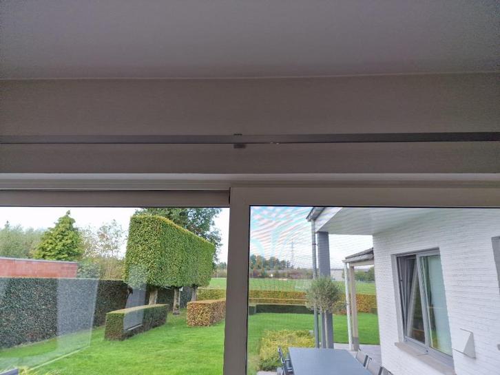Stevige gordijnrail in aluminium - 4 meter, Huis en Inrichting, Stoffering | Gordijnen en Lamellen, Zo goed als nieuw, Minder dan 100 cm