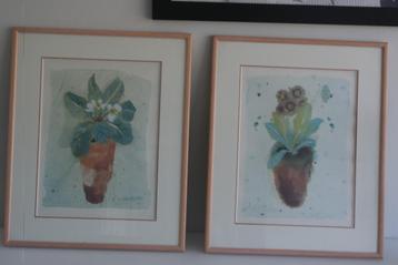 2 grote kaders met bloemen (als nieuw) afm : 46 cm x 56 cm beschikbaar voor biedingen
