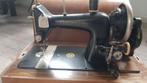Vintage naaimachine met omkasting, Antiek en Kunst, Ophalen