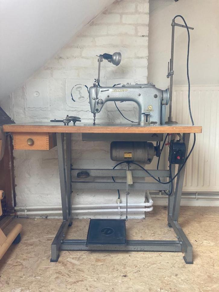 professionele naaimachine, Hobby en Vrije tijd, Overige Hobby en Vrije tijd, Gebruikt, Ophalen