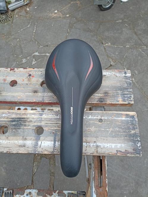 Selle Ergofitsystem decathlon, Fietsen en Brommers, Fietsonderdelen, Zo goed als nieuw, Zadel, Ophalen